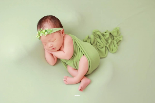 惠东宝宝趴着睡是积食吗 惠东宝宝趴着睡是积食吗